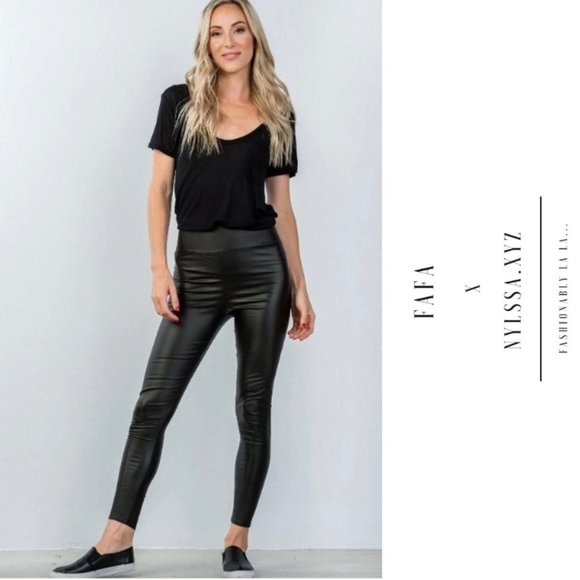 River Island Black Matte Coated Legging - Picture 2 of 14